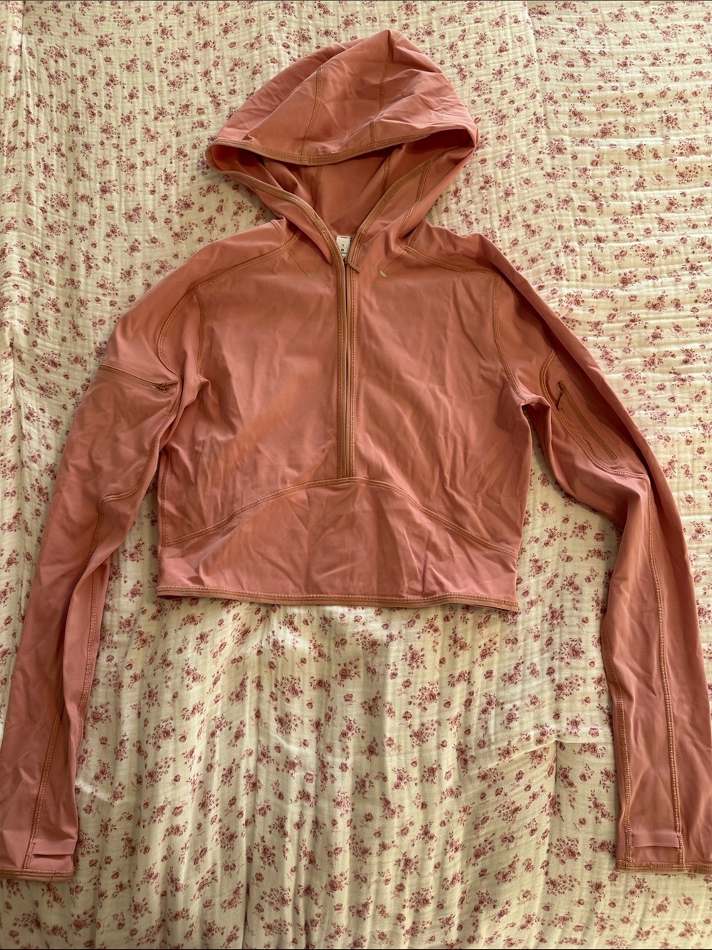 Lululemon Cropped Half Zip